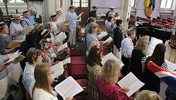 group1 BCC singing HMS Pinafore